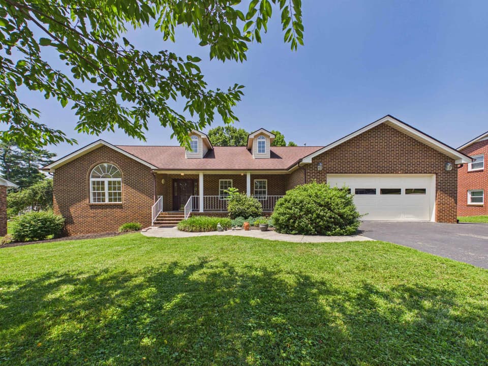 925 Carson Drive SW, Christiansburg