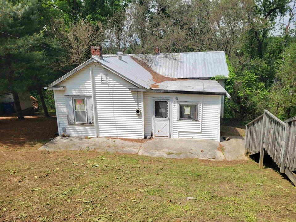 570 Schaeffer Drive, Christiansburg, VA