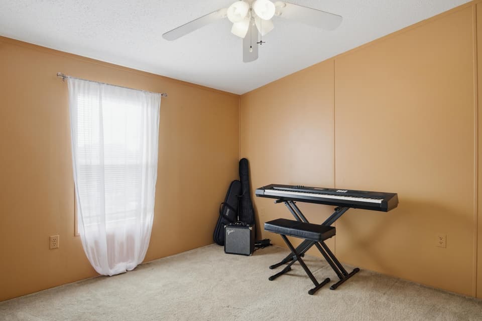 670 Liberty Street NE, photo 23 of 38