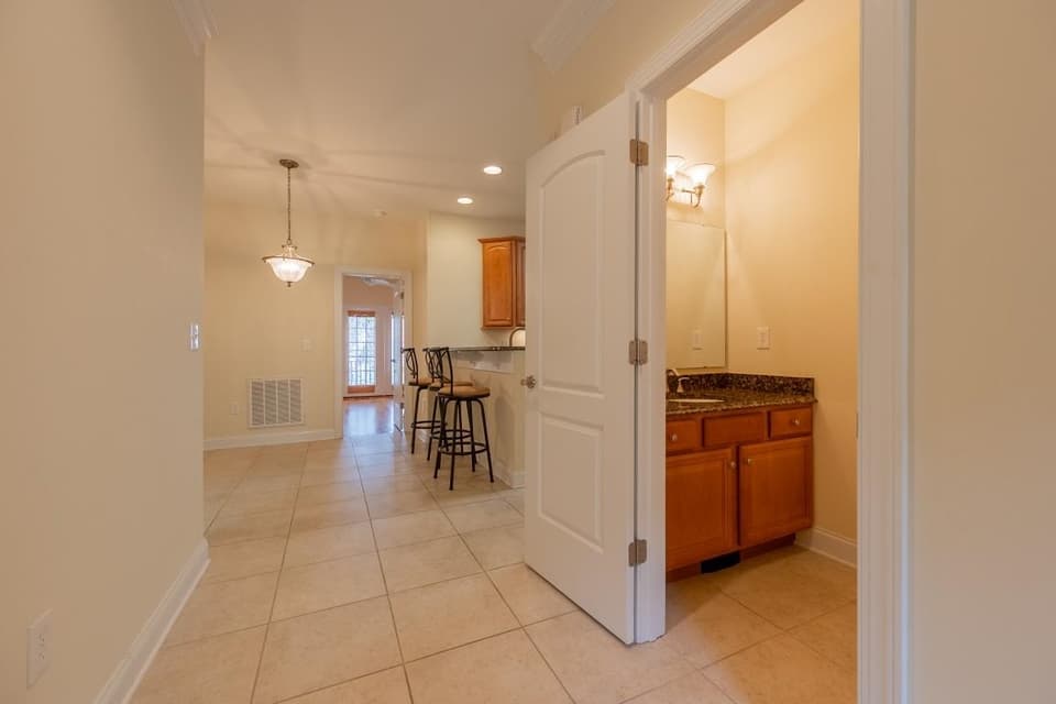 90 Phoenix Boulevard, photo 12 of 40