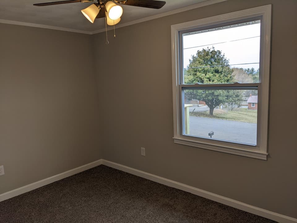 1370 Wall St, photo 33 of 38