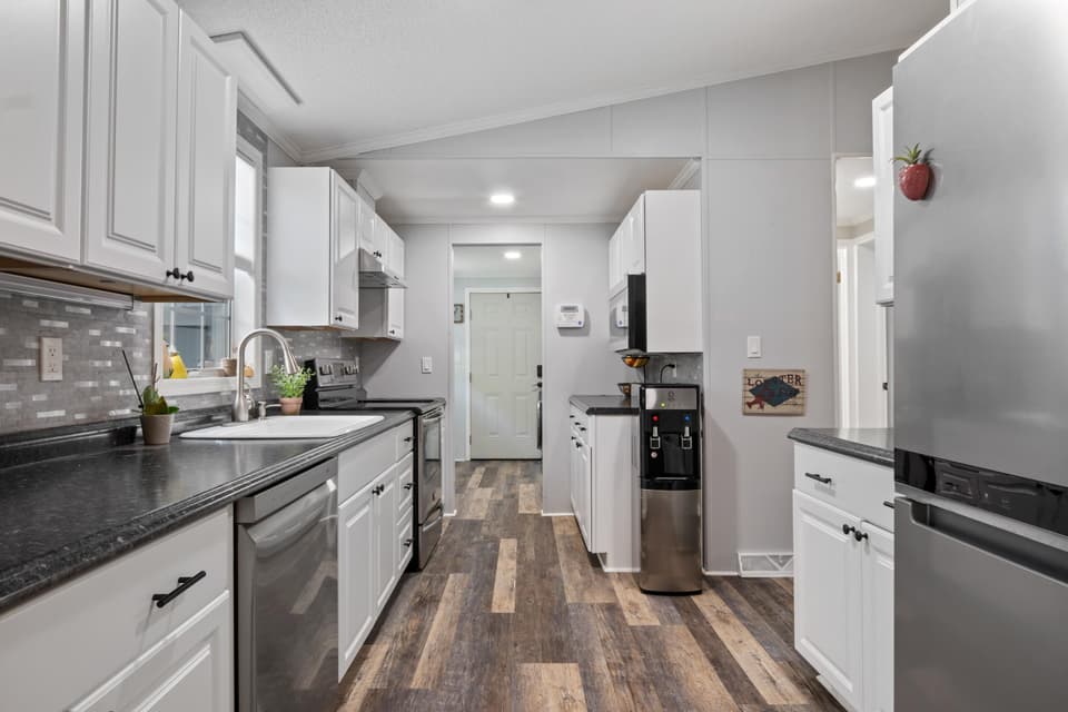 1650 Blair Street, photo 12 of 40