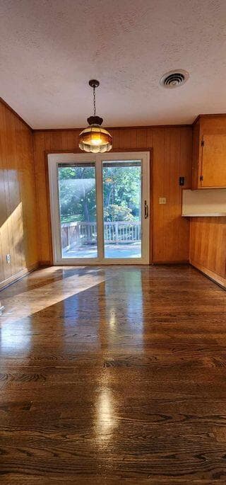 400 Turpin Walk, photo 4 of 20