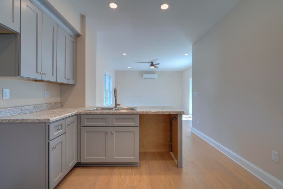 495 School Lane, photo 17 of 40