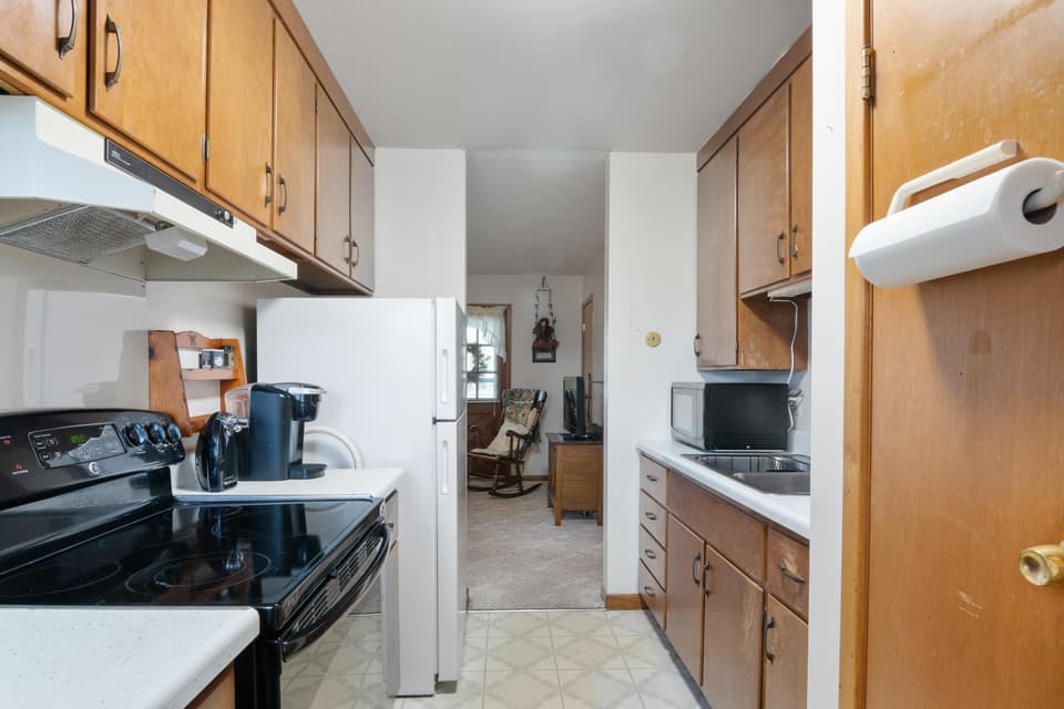 1190 S Franklin Street, photo 16 of 40