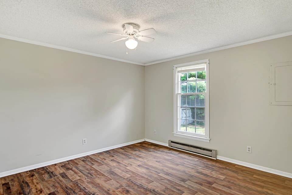 265 Clearview Drive, photo 21 of 40