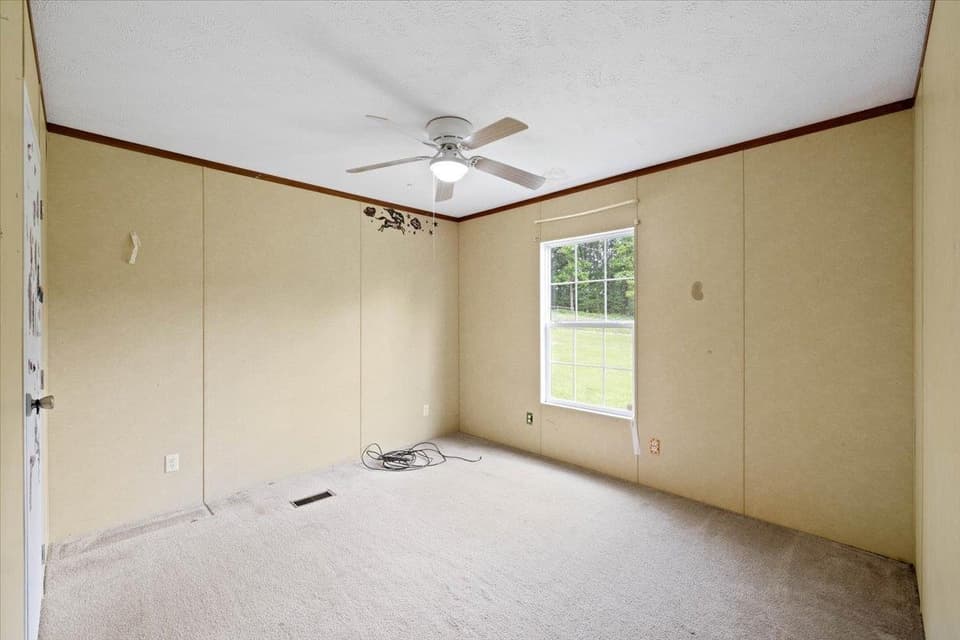 655 Peachtree Hill, photo 20 of 33