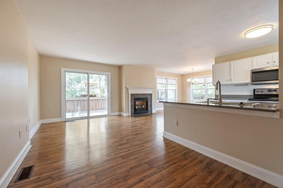 320 Bronze Leaf Drive, photo 14 of 40