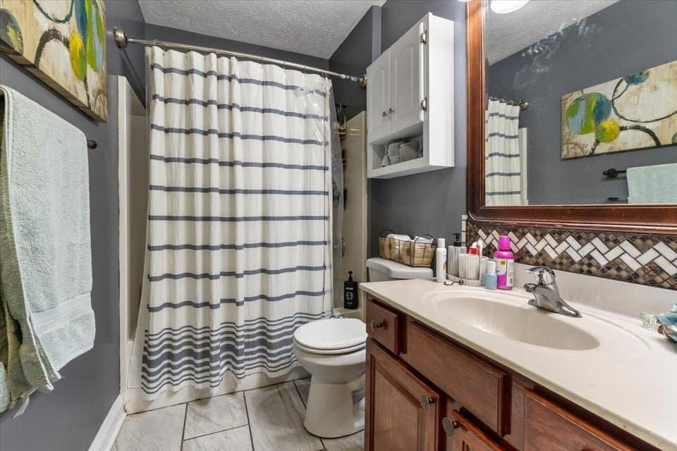 205 Tall Oak Boulevard, photo 22 of 40