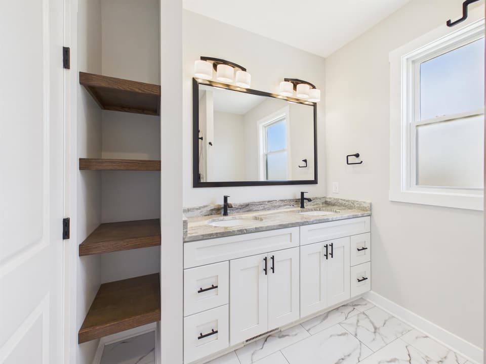 245 Howery Street SE, photo 25 of 40