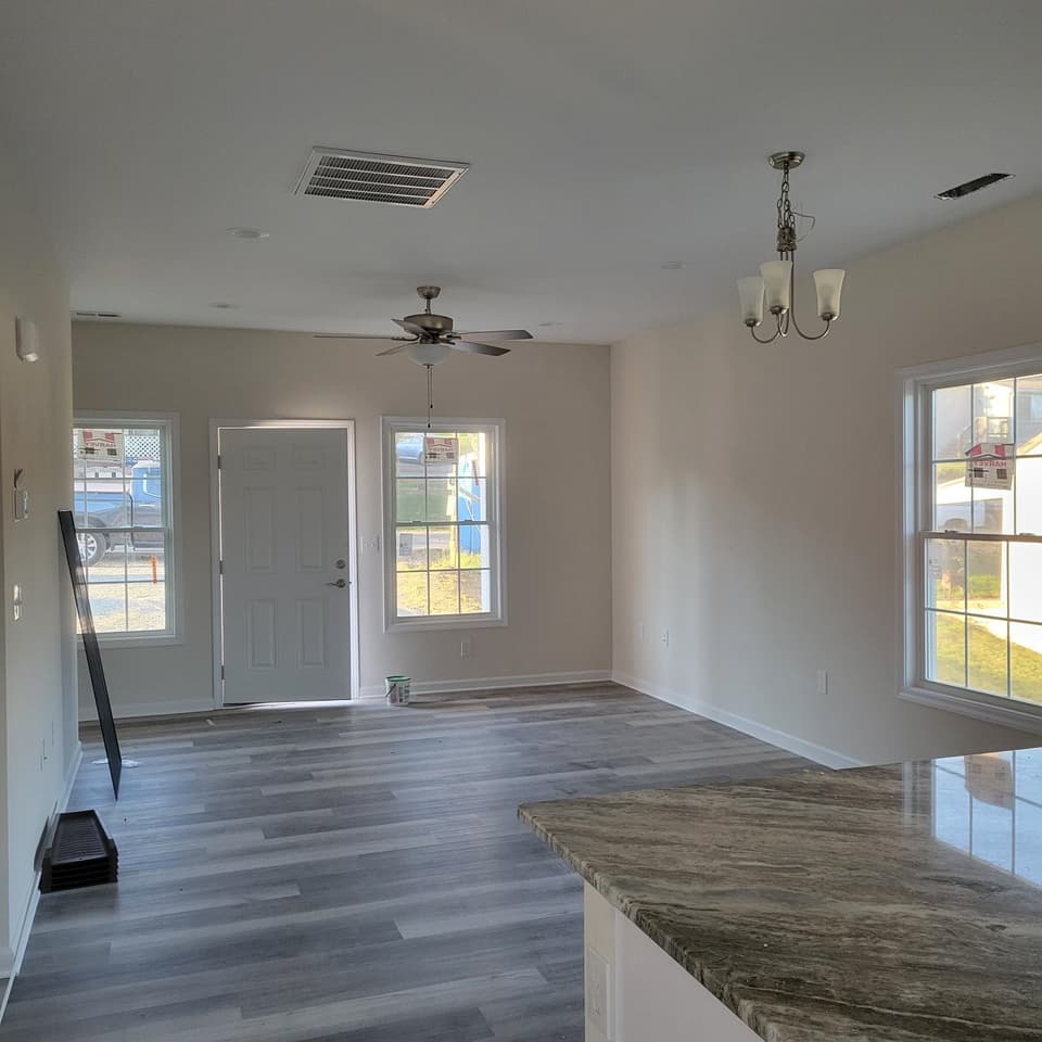 695 Liberty Street, photo 6 of 17