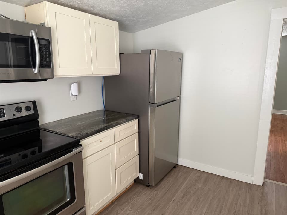 1245 Forest Street NE, photo 7 of 18