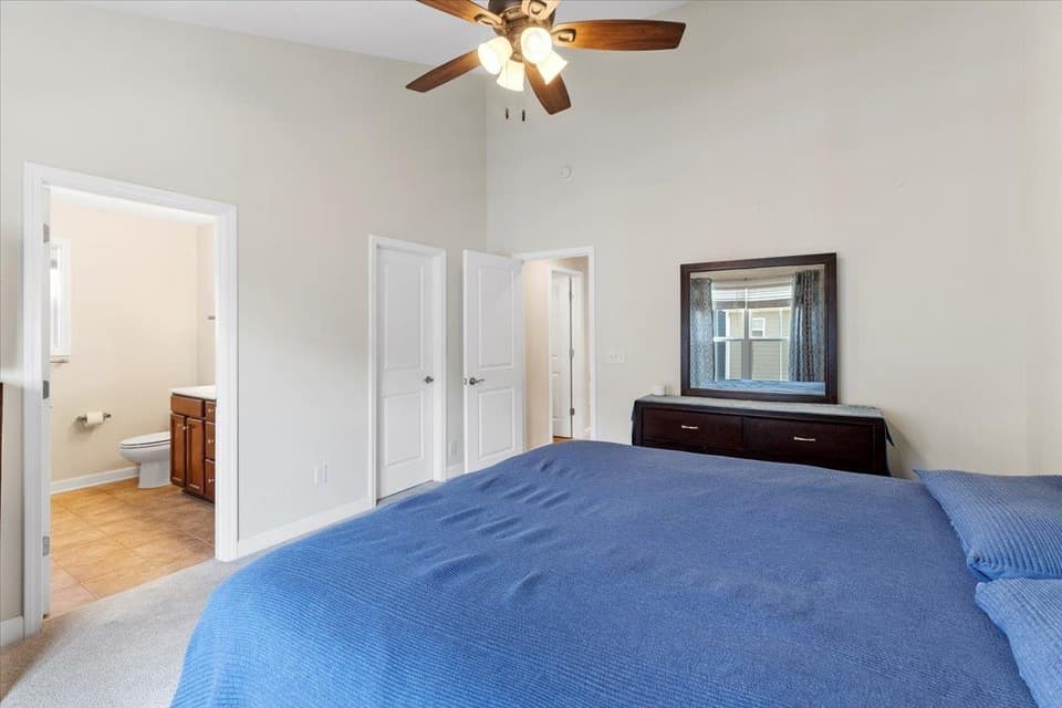 325 John Adams Drive, photo 34 of 40