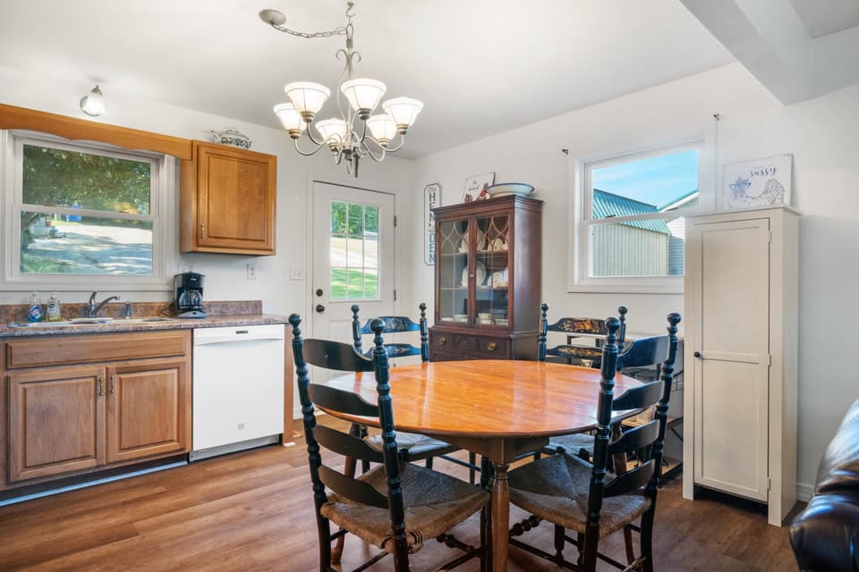 3494 Roanoke Street, photo 14 of 30