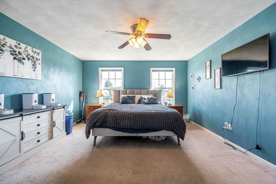 210 Berkshire Drive, photo 39 of 40
