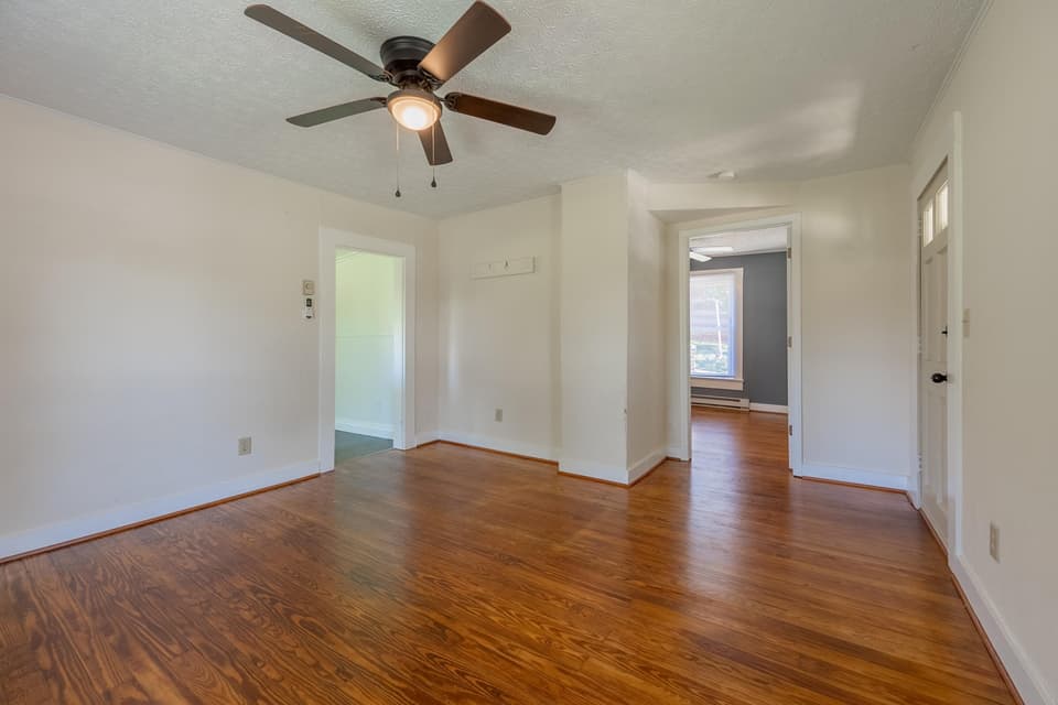770 Montgomery Street, photo 14 of 40