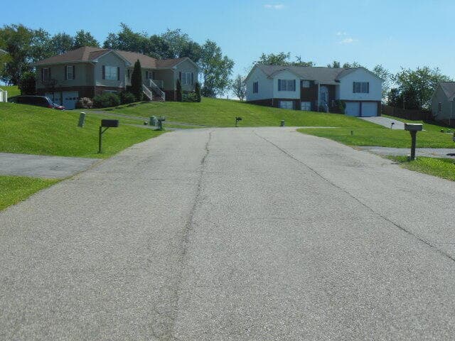 165 Kays Dr NW, photo 3 of 25