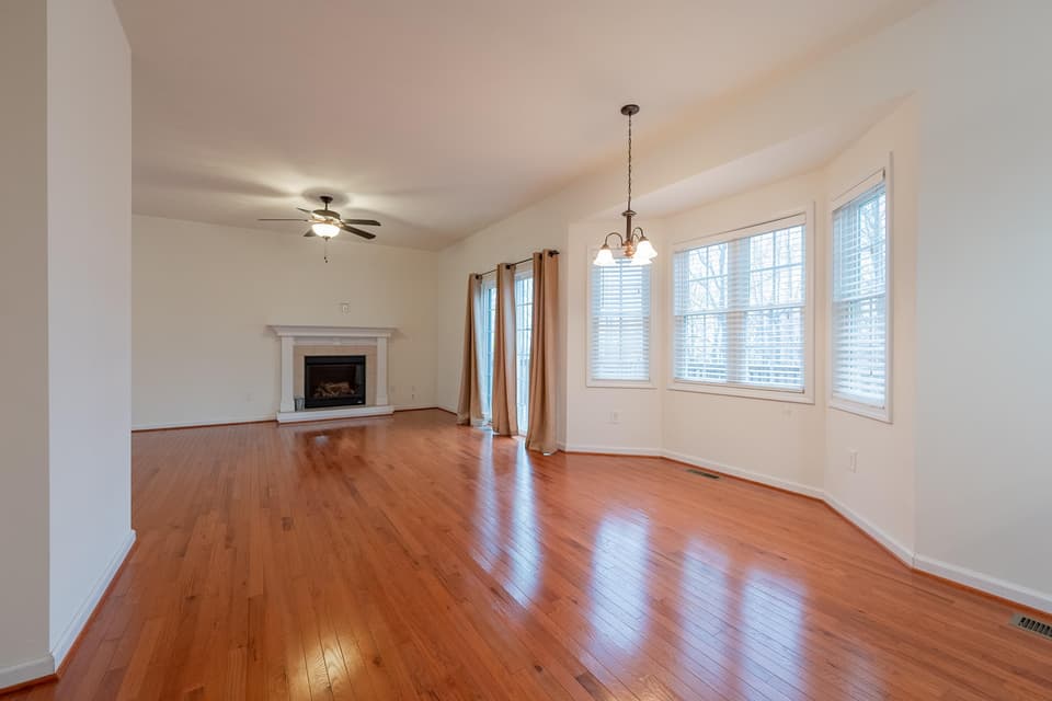 1110 Crosscreek Drive, photo 18 of 40