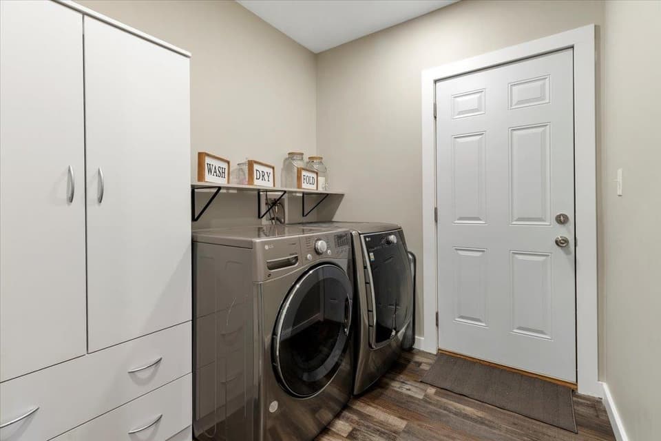 150 Sage Lane, photo 21 of 32