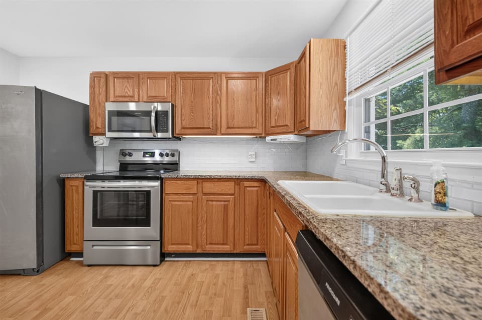 130 Pepper Street NE, photo 18 of 40