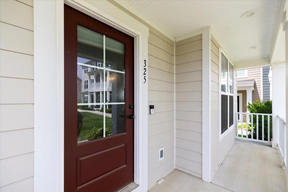 325 John Adams Drive, photo 8 of 40