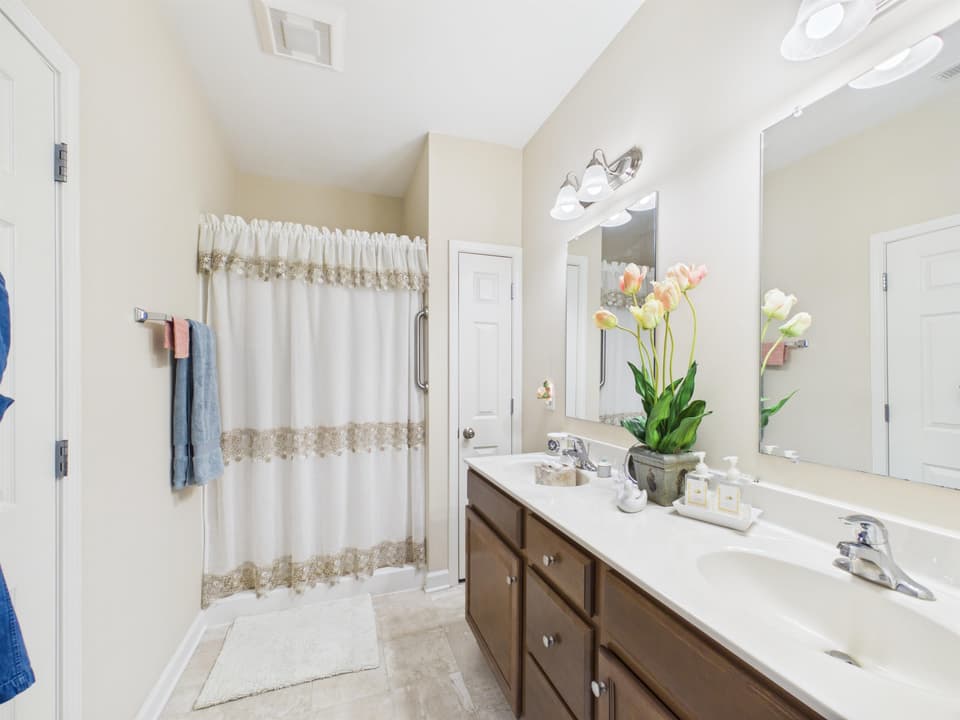 250 Vinnie Avenue, photo 40 of 40