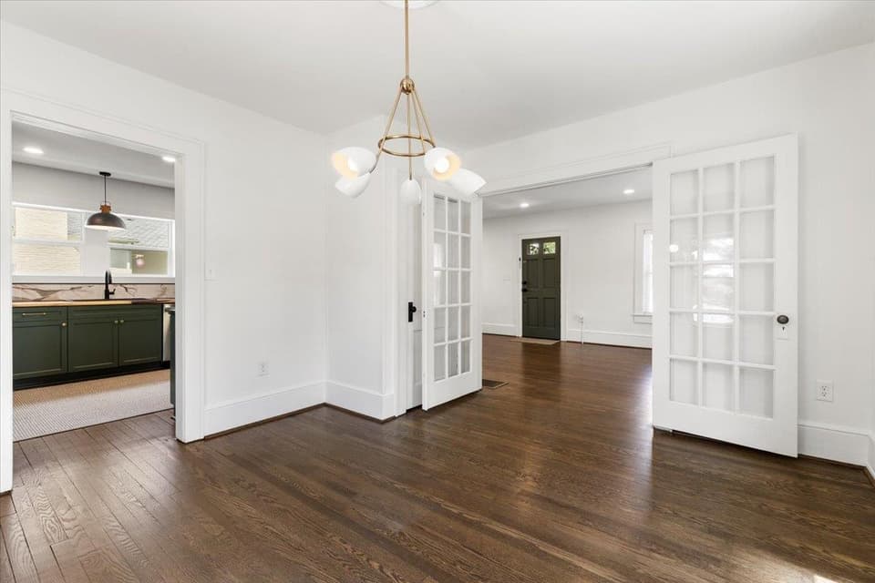 612 E Main Street, photo 27 of 40