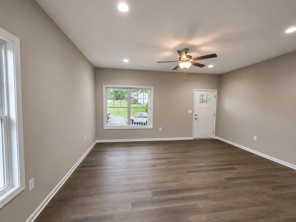 1155 Plum Street, photo 10 of 34