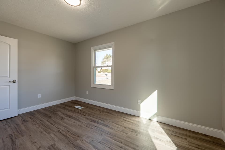 230 Pelham Lane, photo 32 of 40