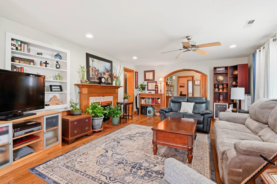 103 Ellett Drive SE, photo 15 of 40