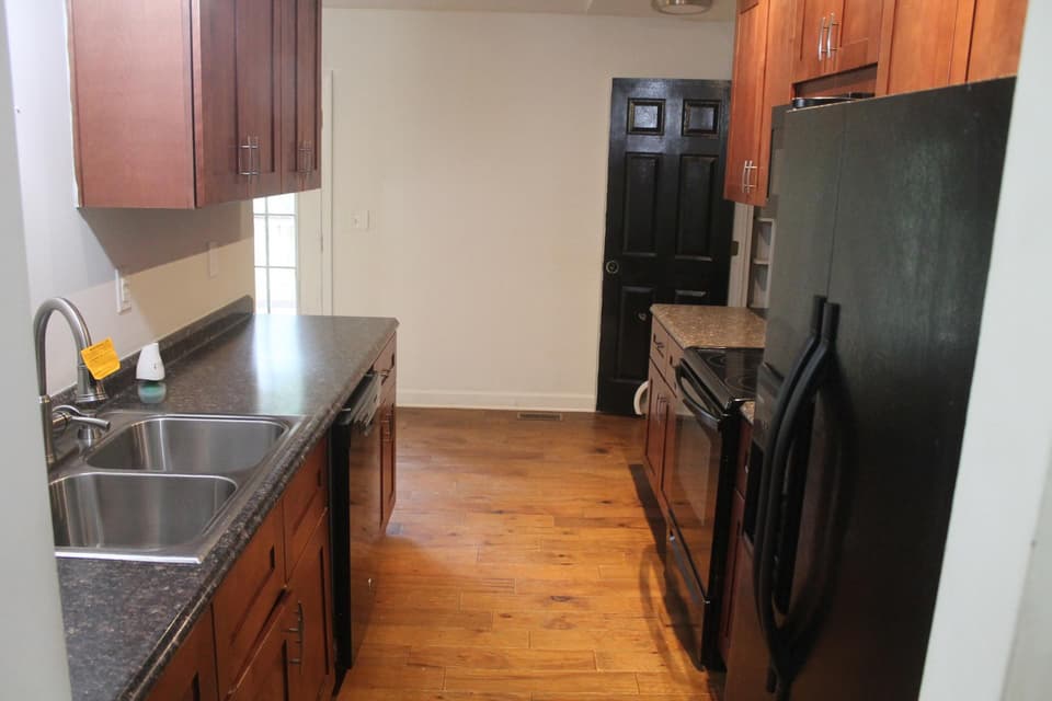 1160 Scott St, photo 11 of 21