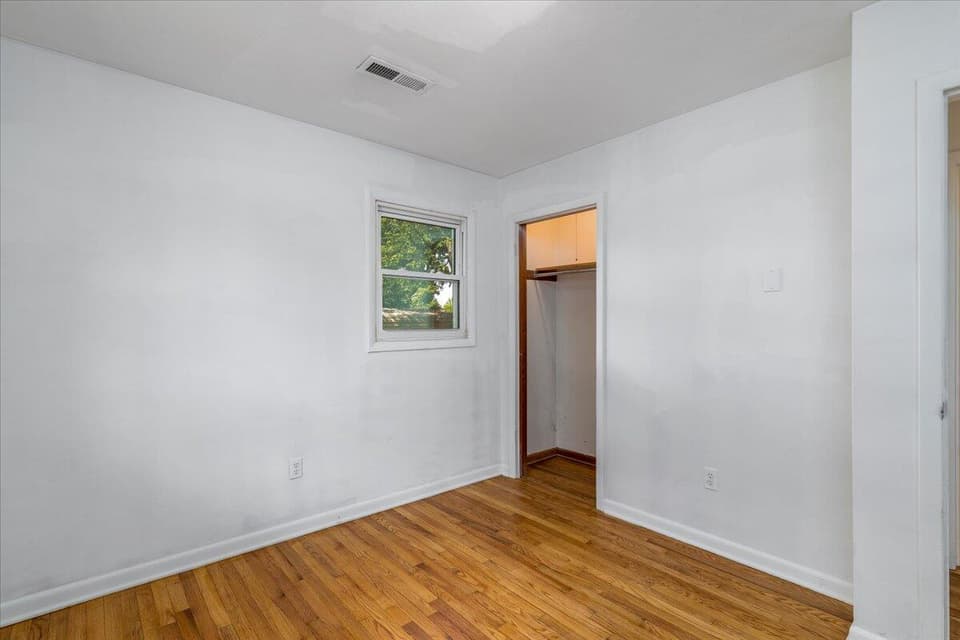 4320 Cumberland Dr SE, photo 23 of 40