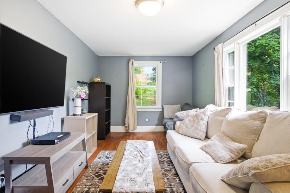 220 Mitchell Street, photo 12 of 30