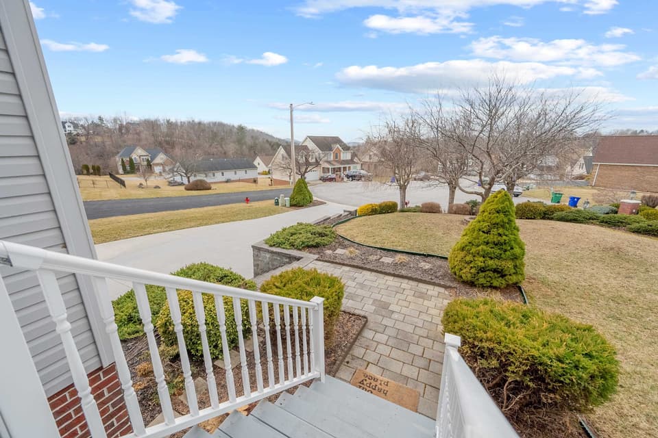 160 Spring Buck Lane, photo 7 of 40
