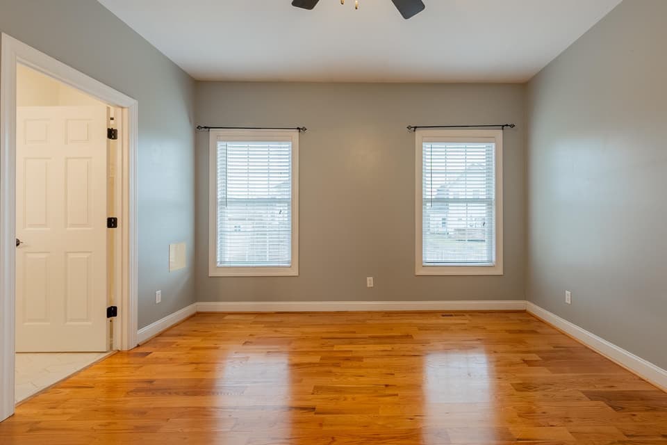 305 Meadow Drive, photo 27 of 40
