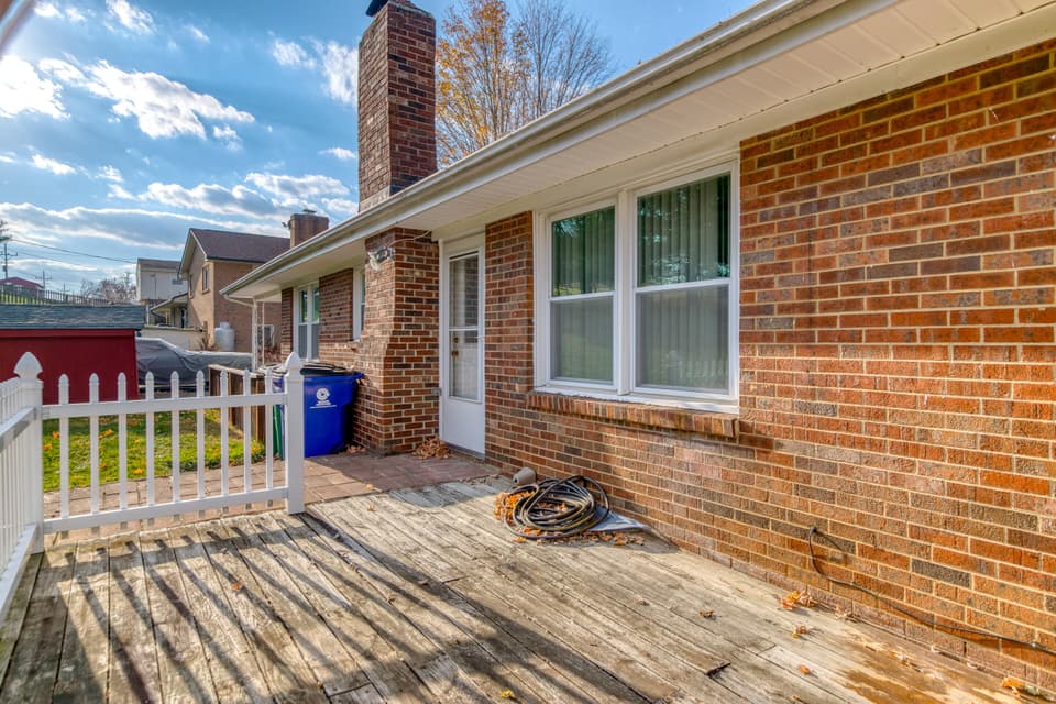345 Maple Drive, photo 36 of 40