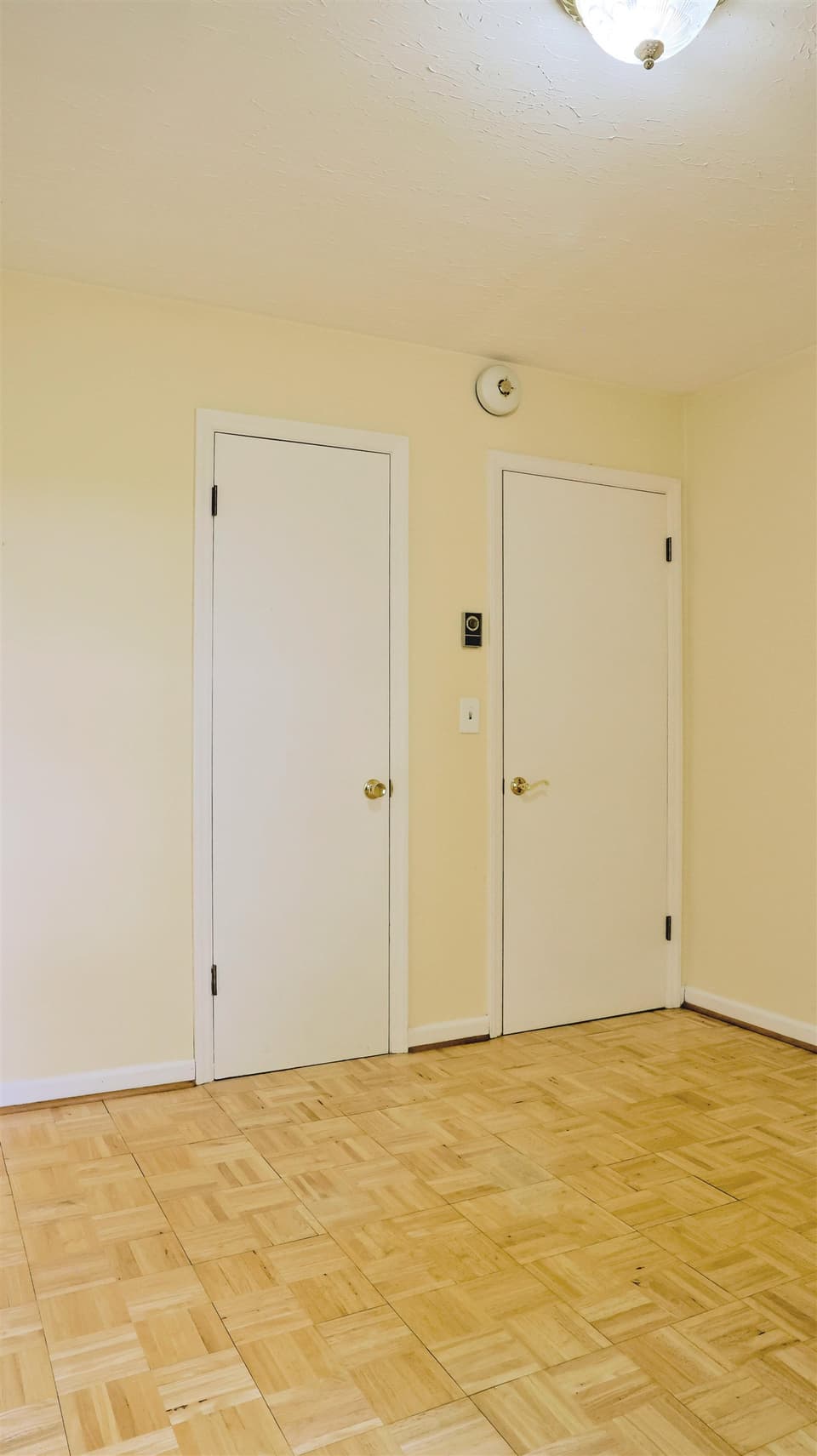 2611 Kings Court, photo 28 of 40