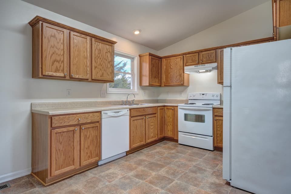 99 Hagan Street, photo 8 of 31