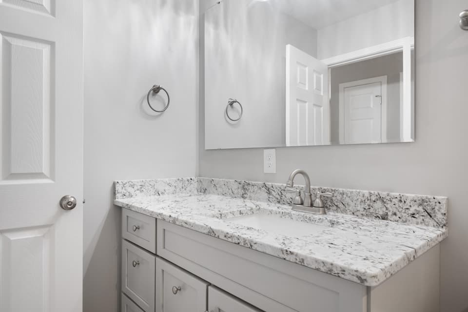 445 Rainbow Street, photo 15 of 31