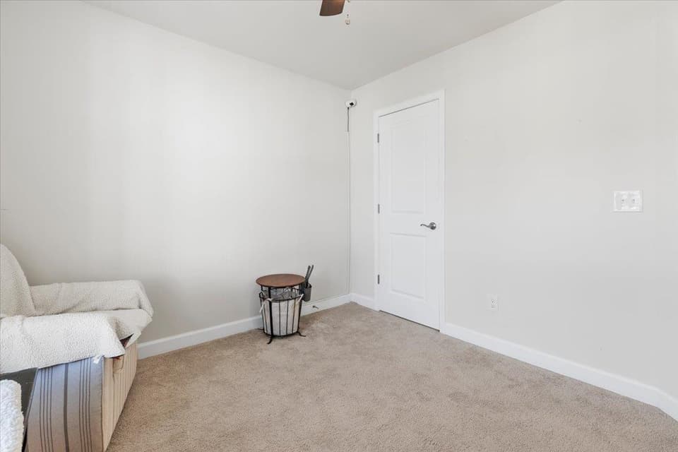 325 John Adams Drive, photo 26 of 40