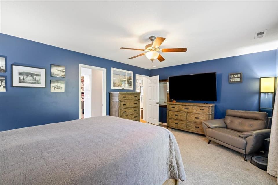 1031 Green Ridge Road, photo 13 of 40