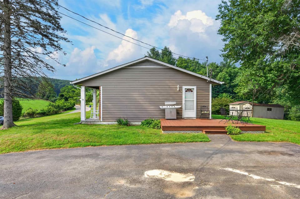 867 Switchback Road, photo 31 of 40