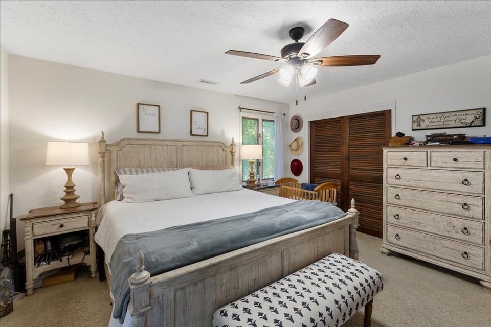 1144 Round Meadow Drive, photo 32 of 40