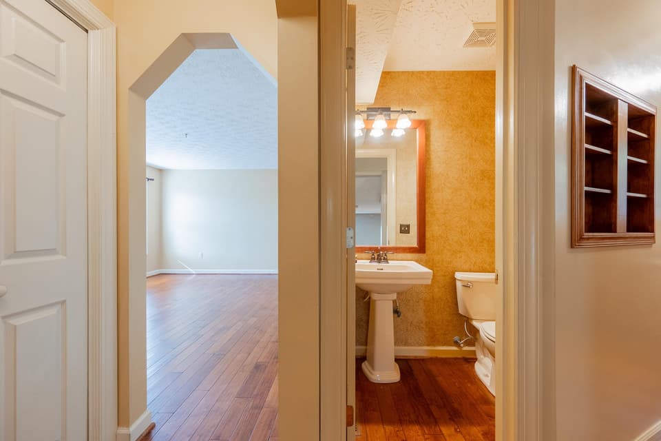 915 George Edward Viaduct, photo 20 of 40