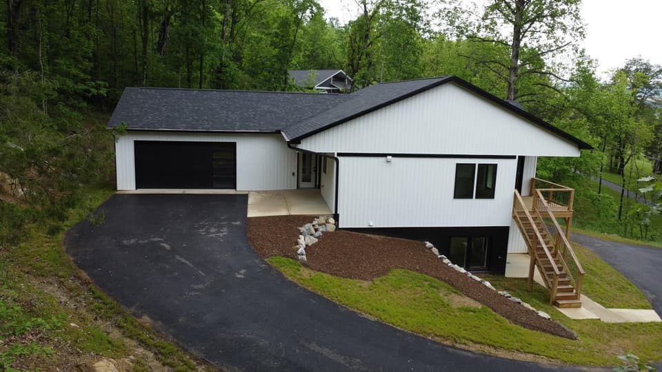 2091 Ellett Road, photo 2 of 40