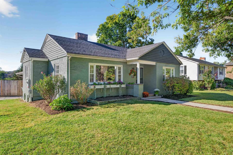 109 Park Street, photo 3 of 40
