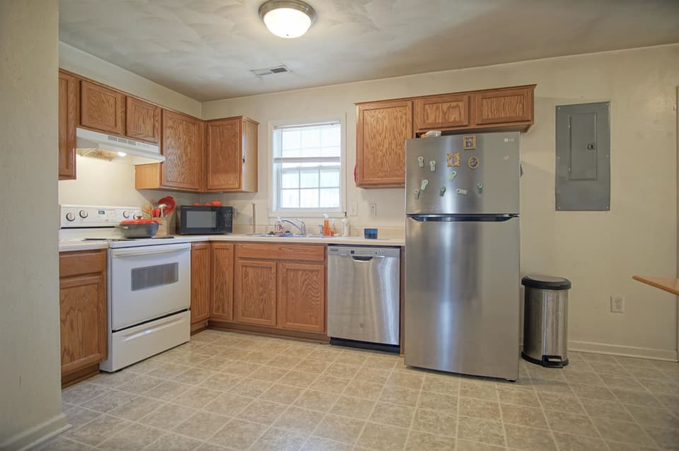 80 Salem Lane, photo 12 of 32
