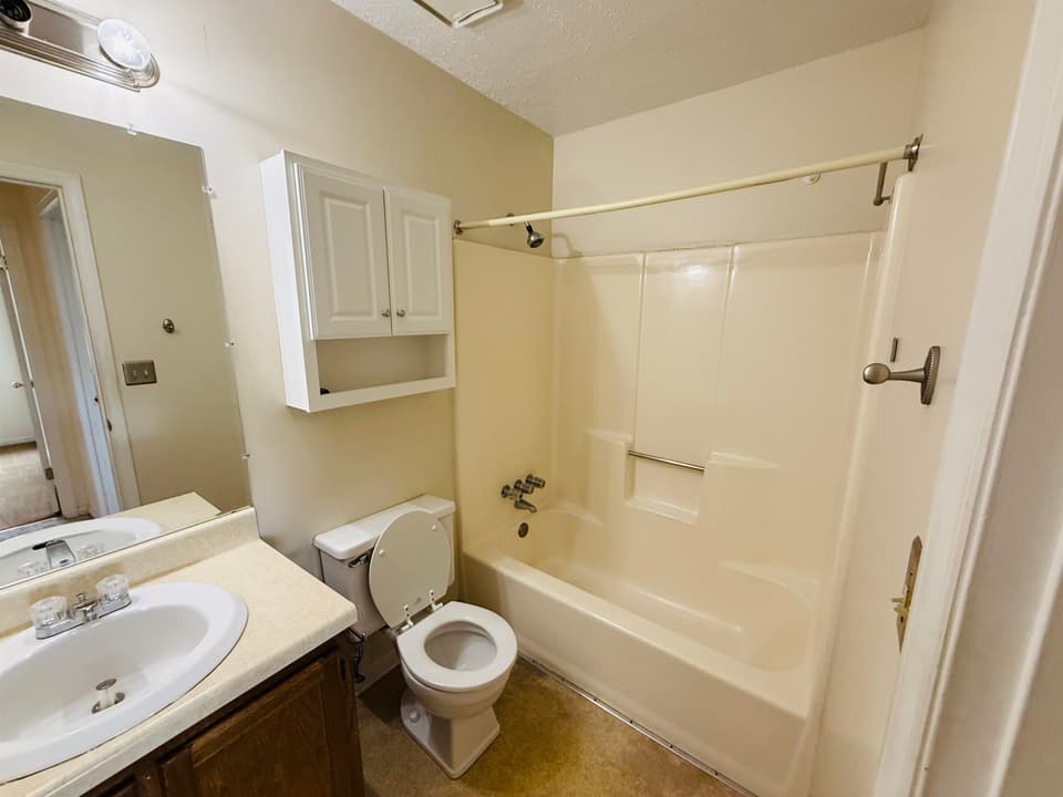610 Cambria Street NW, photo 29 of 33
