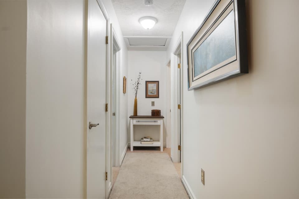 395 Warren Street, photo 31 of 40