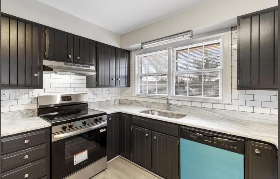 215 Overhill Road, photo 21 of 40